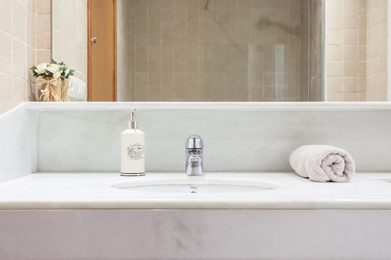Art House Sagrada Familia Apartment บาร์เซโลนา ภายนอก รูปภาพ