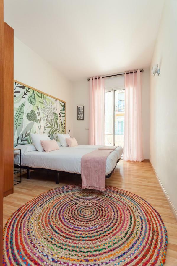 Art House Sagrada Familia Apartment บาร์เซโลนา ภายนอก รูปภาพ