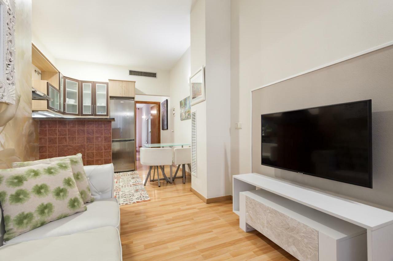Art House Sagrada Familia Apartment บาร์เซโลนา ภายนอก รูปภาพ